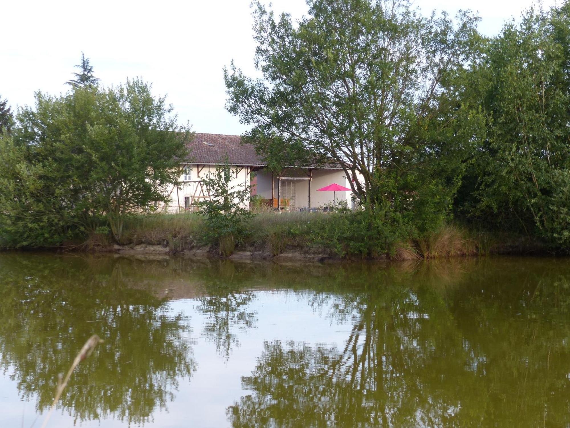 Gites Domaine De La Rochere Domsure Exterior photo